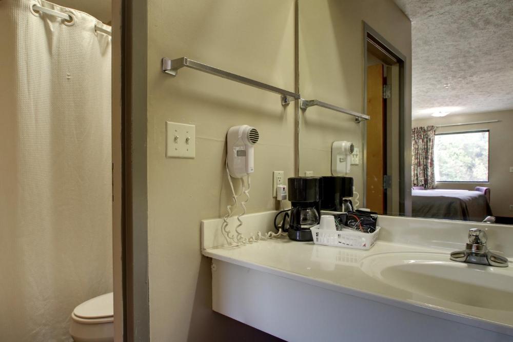 Suite interior